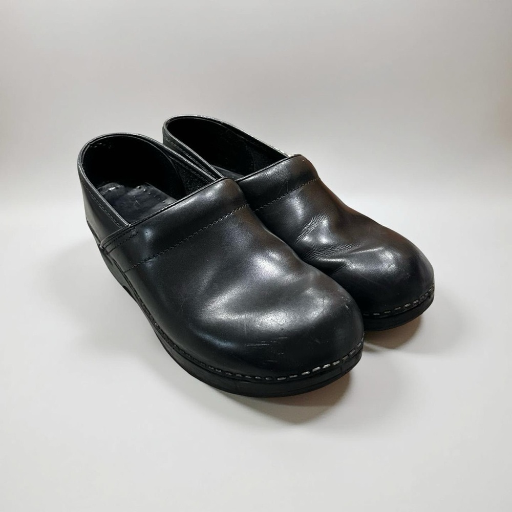 Dansko Black Slip-Resistant Footwear Size 41 BT26